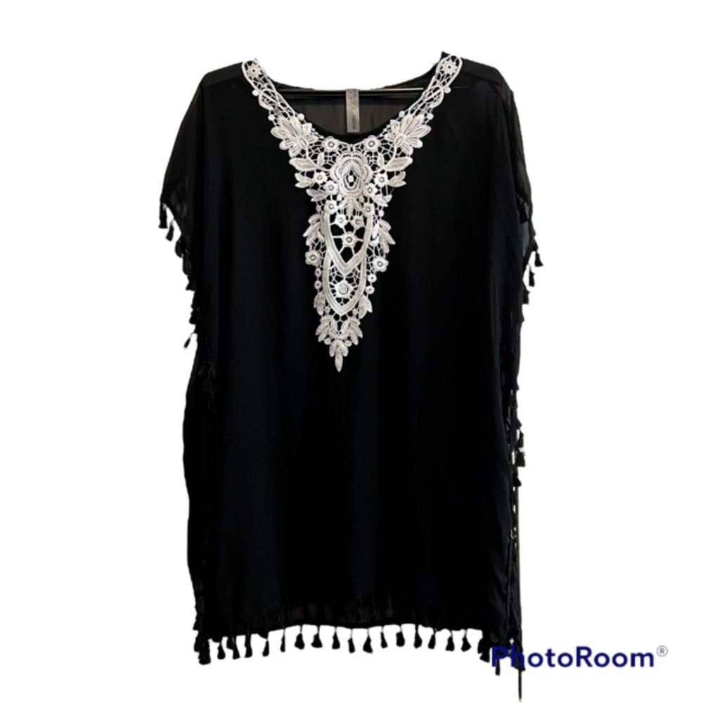 SHEIN Black Sheer Floral Embroidered Poncho Tasseled Hem Loose Tunic Size Medium